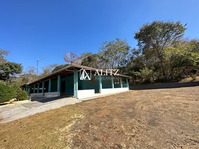 Fazenda / Sítio / Chácara com 4 Quartos à venda, 20000m² no , Nerópolis
