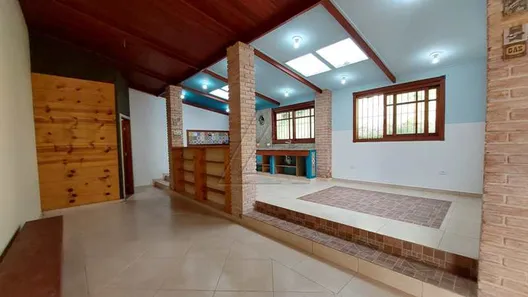 Fazenda / Sítio / Chácara com 3 Quartos à venda, 3000m² no Itaquaciara, Itapecerica da Serra