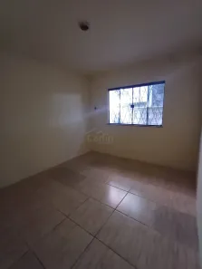 Casa com 2 Quartos para alugar, 55m² no Centro, Navegantes