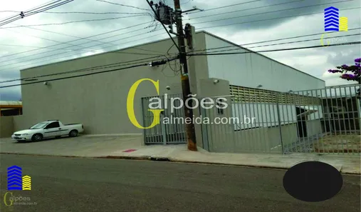 Galpão / Depósito / Armazém para venda ou aluguel, 889m² no Chácara do Solar II (Fazendinha), Santana de Parnaíba