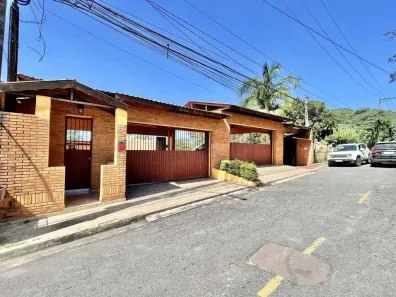 Casa de Condomínio com 3 Quartos à venda, 494m² no Chácara dos Lagos, Carapicuíba