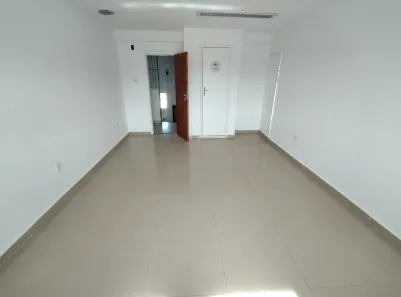 Conjunto Comercial / Sala para alugar, 25m² no Centro, Duque de Caxias