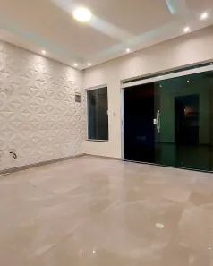 Sobrado com 2 Quartos à venda, 130m² no Guilhermina, Praia Grande