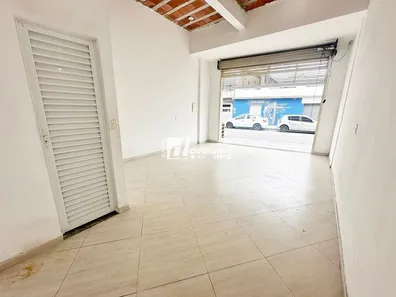 Loja / Salão / Ponto Comercial à venda, 28m² no Centro, Nilópolis