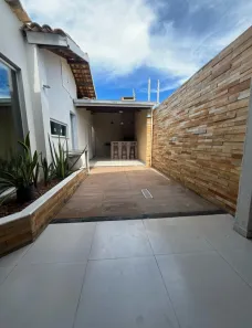 Casa de Condomínio com 3 Quartos à venda, 95m² no Aeroporto, Aracaju