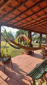 Fazenda / Sítio / Chácara com 3 Quartos à venda, 220m² no Caçapava Velha, Caçapava