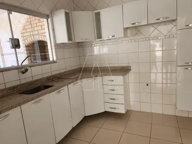 Sobrado com 4 Quartos para alugar, 315m² no Santana, Araçatuba