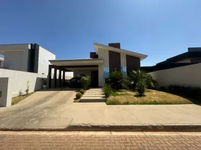 Casa de Condomínio com 3 Quartos à venda, 201m² no Alto da Boa Vista, Brasília