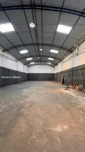 Galpão / Depósito / Armazém para alugar, 360m² no Boa Vista, São Gonçalo