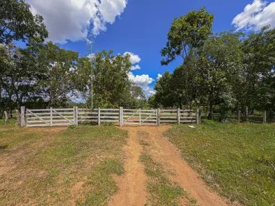 Fazenda / Sítio / Chácara com 3 Quartos à venda, 121m² no Área Rural de Formosa, Formosa