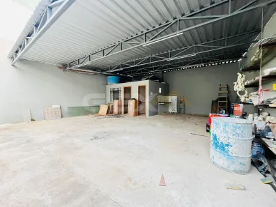 Galpão / Depósito / Armazém com 1 Quarto à venda, 108m² no Sagrada Família, Divinópolis