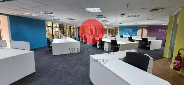 Andar / Laje corporativa para alugar, 550m² no Green Valley Alphaville, Barueri