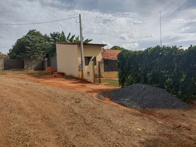 Fazenda / Sítio / Chácara com 2 Quartos à venda, 100m² no , Alambari