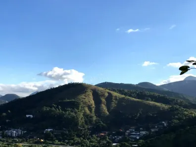 Terreno / Lote / Condomínio à venda, 616m² no Itaipava, Petrópolis