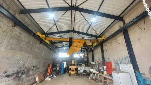 Galpão / Depósito / Armazém para venda ou aluguel, 120m² no Laranjeiras, Caieiras