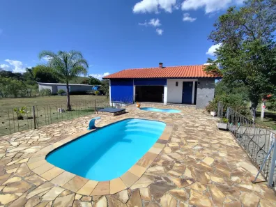 Fazenda / Sítio / Chácara com 3 Quartos à venda, 28000m² no Chácara Marambaia, Caçapava