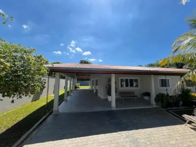 Fazenda / Sítio / Chácara com 4 Quartos à venda, 300m² no Condomínio Zuleika Jabour, Salto