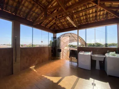 Sobrado com 3 Quartos para venda ou aluguel, 288m² no Planalto, Araçatuba