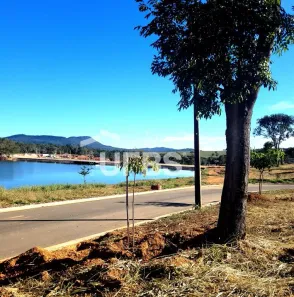 Terreno / Lote / Condomínio à venda, 392m² no , Pirenópolis