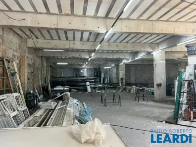 Galpão / Depósito / Armazém para alugar, 348m² no Jordanópolis, Arujá