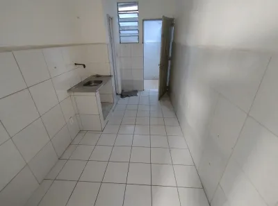 Casa com 1 Quarto para alugar, 50m² no Jardim Meriti, São João de Meriti