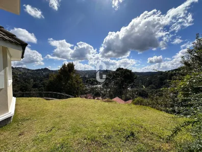 Casa de Condomínio com 4 Quartos para venda ou aluguel, 330m² no Manancial, Campos do Jordão