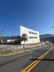 Galpão / Depósito / Armazém para venda ou aluguel, 220m² no Vila São Paulo, Mogi das Cruzes