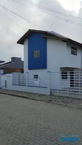 Casa com 2 Quartos para alugar, 69m² no Itacolomi, Balneário Piçarras