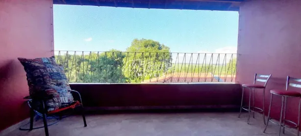 Fazenda / Sítio / Chácara com 3 Quartos à venda, 250m² no Estância Lago Azul (Ártemis), Piracicaba