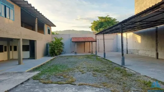 Galpão / Depósito / Armazém para alugar, 360m² no Piratininga, Niterói
