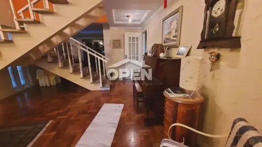 Sobrado com 3 Quartos à venda, 189m² no Nossa Senhora das Graças, Canoas