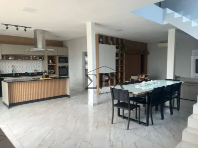 Sobrado com 4 Quartos à venda, 200m² no Canto das Águas, Igaratá