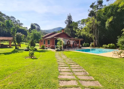 Fazenda / Sítio / Chácara com 4 Quartos à venda, 6000m² no Posse, Petrópolis