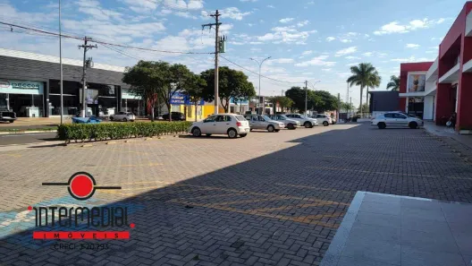 Loja / Salão / Ponto Comercial para alugar, 209m² no Portal Ville Azaleia, Boituva