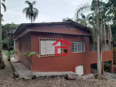 Fazenda / Sítio / Chácara com 3 Quartos à venda, 4000m² no , Mairinque