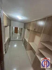 Sobrado com 4 Quartos à venda, 300m² no Núcleo Bandeirante, Brasília