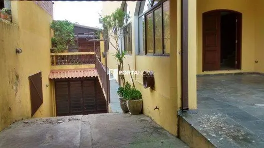 Casa com 4 Quartos à venda, 256m² no Parque Paraíso, Itapecerica da Serra