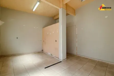 Loja / Salão / Ponto Comercial à venda, 26m² no Centro, Divinópolis