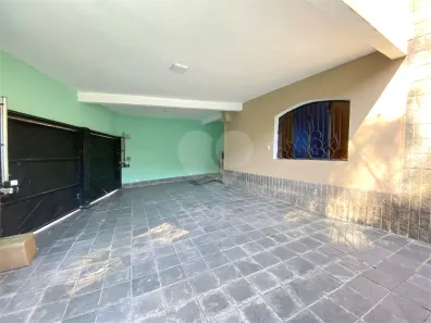 Sobrado com 6 Quartos para venda ou aluguel, 354m² no Centro, Diadema