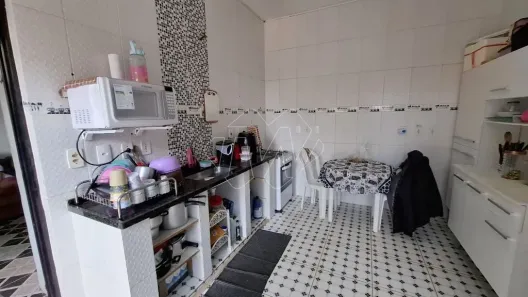 Sobrado com 2 Quartos à venda, 90m² no Conjunto Habitacional Victório de Santi, Araraquara
