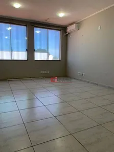 Conjunto Comercial / Sala para alugar, 40m² no Centro, Jaguariúna
