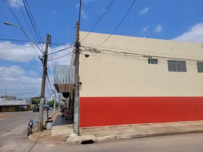 Prédio Inteiro com 1 Quarto à venda, 250m² no Ceilândia Norte, Brasília