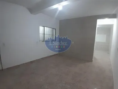 Casa com 2 Quartos para alugar, 125m² no Parque Residencial Souza Campos, Itaquaquecetuba