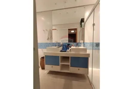 Casa de Condomínio com 3 Quartos para alugar, 300m² no Jardim Villaça, São Roque