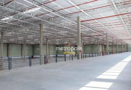Galpão / Depósito / Armazém para alugar, 1959m² no Chácara São Joaquim, Itaquaquecetuba