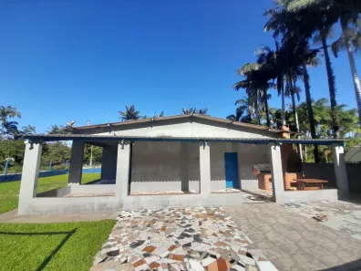 Fazenda / Sítio / Chácara com 3 Quartos à venda, 1232m² no Jardim Aguapeu, Itanhaém