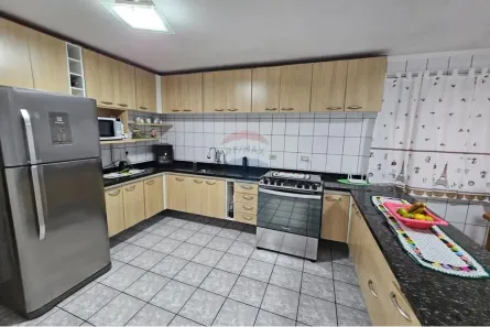 Sobrado com 3 Quartos para alugar, 260m² no Jardim Olinda, Mauá