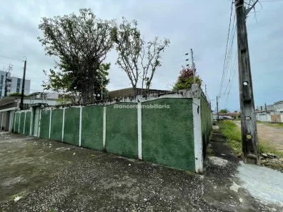 Casa com 3 Quartos para alugar, 150m² no Bongi, Recife