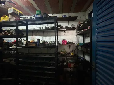 Loja / Salão / Ponto Comercial à venda, 180m² no Vila Tito de Carvalho (Vila Xavier), Araraquara