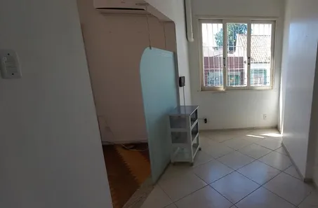 Loja / Salão / Ponto Comercial à venda, 71m² no Centro, Santa Maria